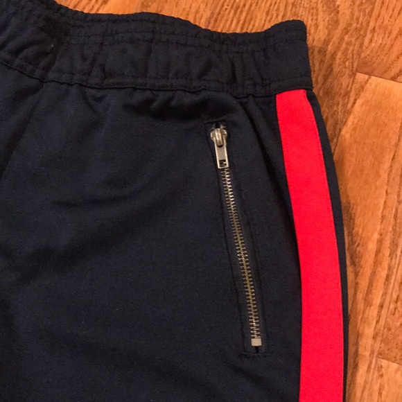 Men’s BKLYN Track Pants Navy/Red Stripe - Picture 2 of 4